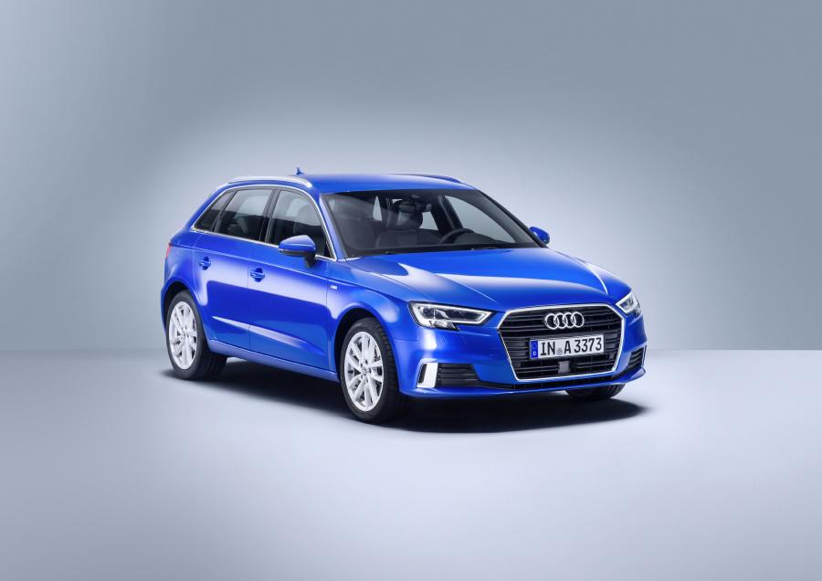  Audi A3 Sportback 2.0 TDI S-Line (8V) 2016 года  (WW) (фото 1 из 5)